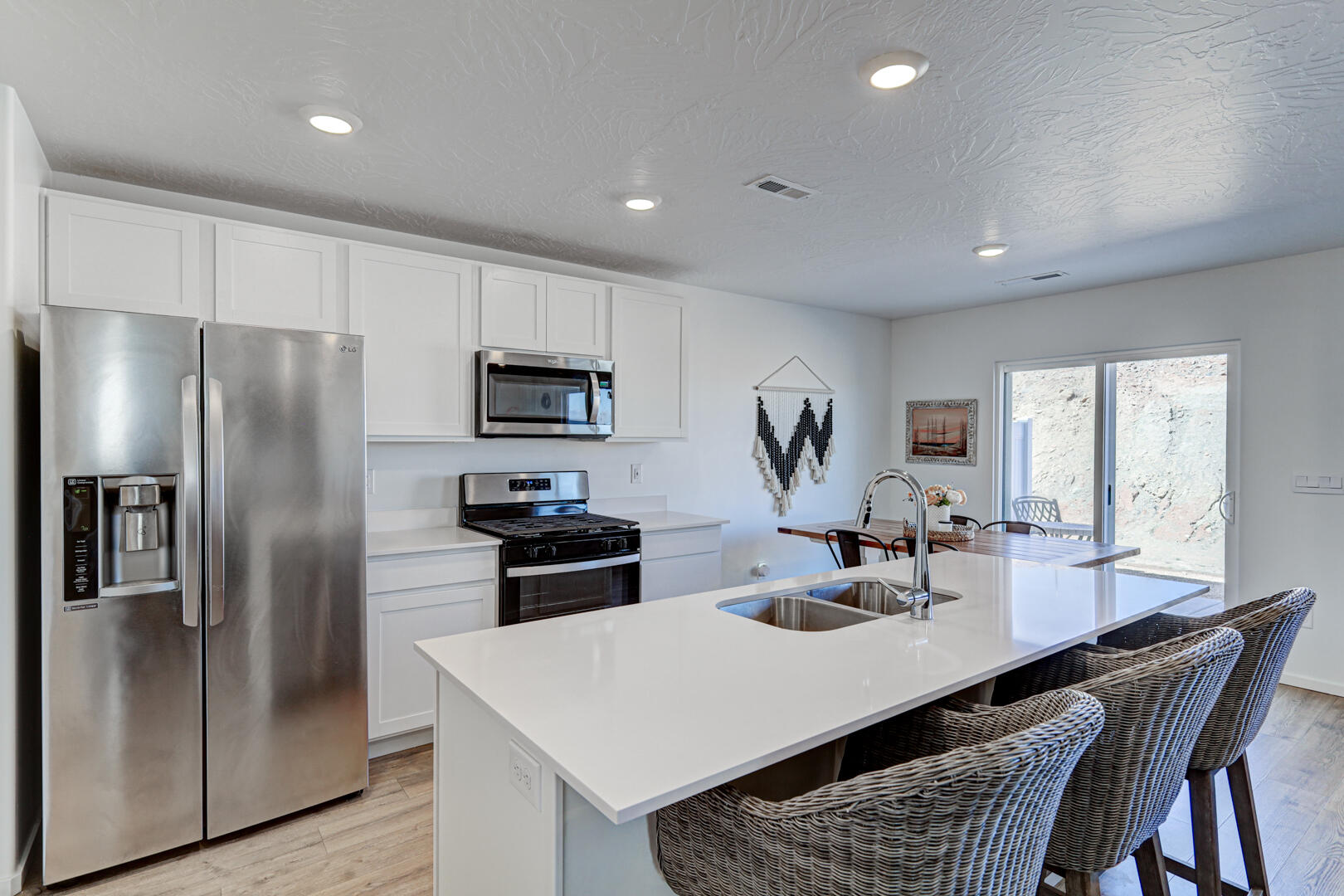 LABYRINTH PT AT LG VALLEY - Residential