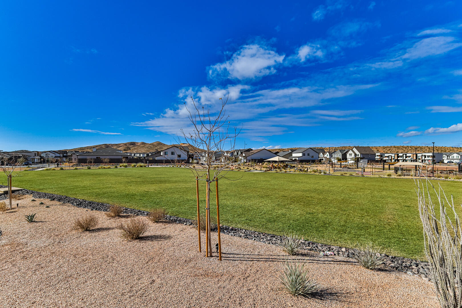 LABYRINTH PT AT LG VALLEY - Residential