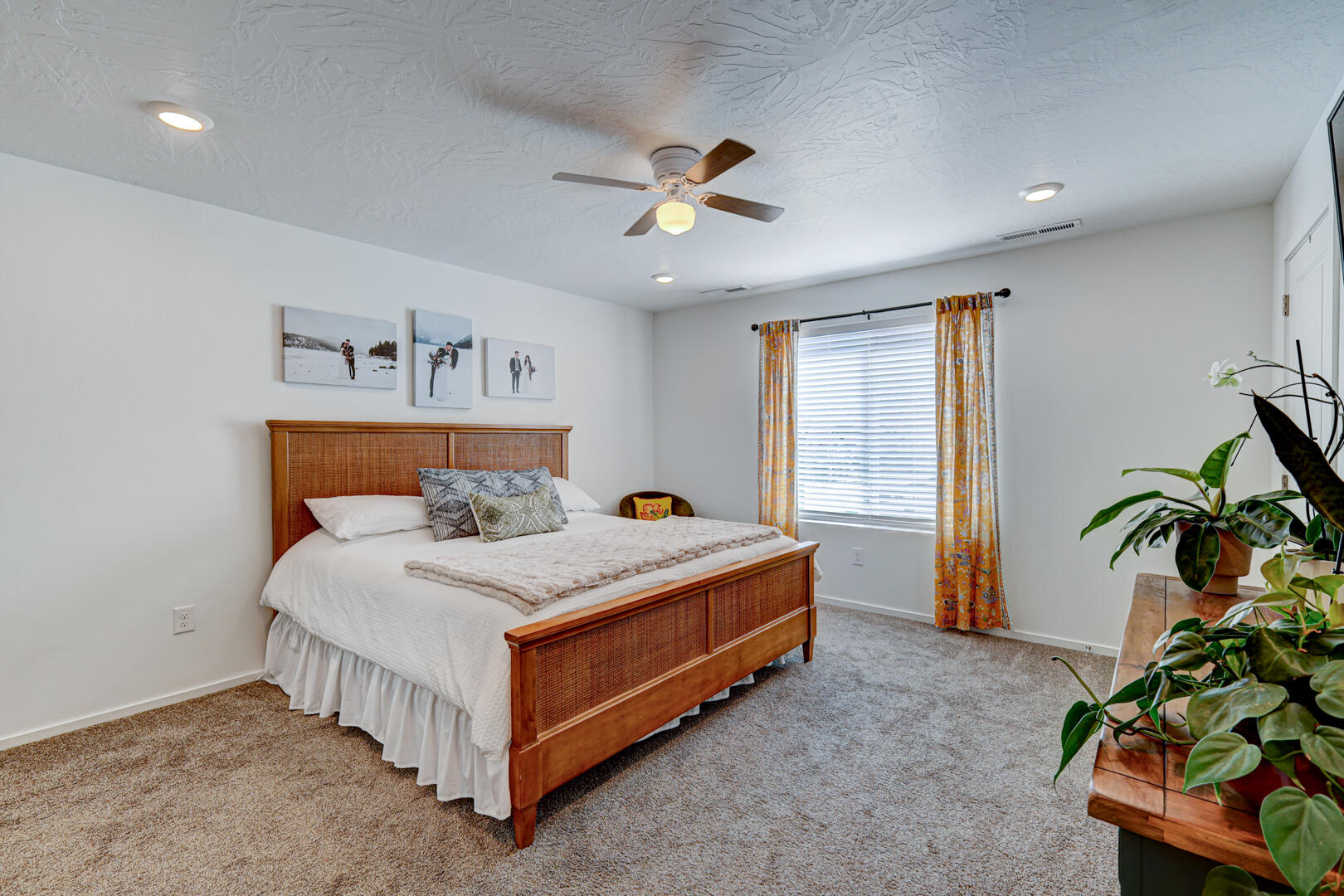 LABYRINTH PT AT LG VALLEY - Residential