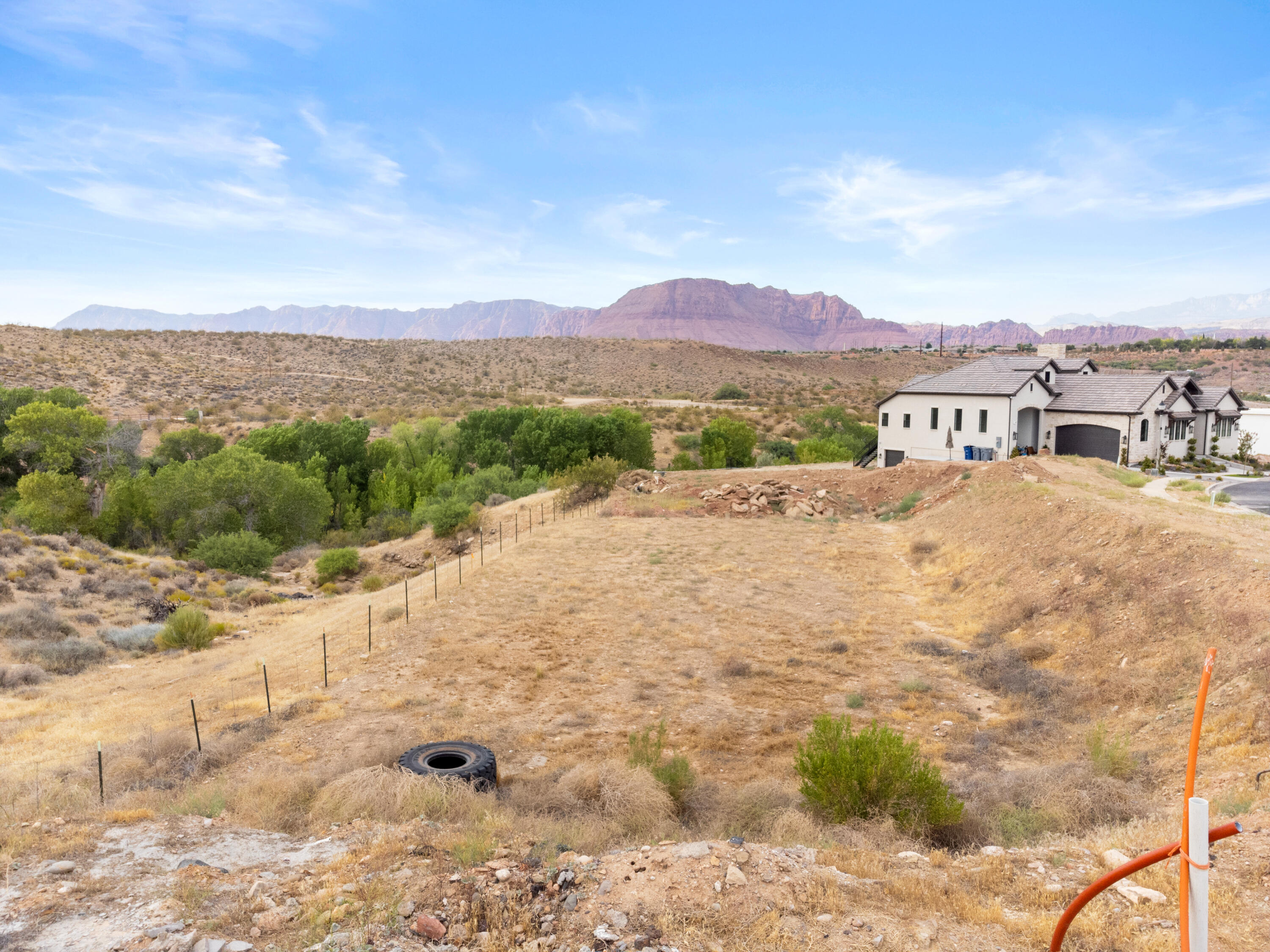 HILLS AT SANTA CLARA - Land