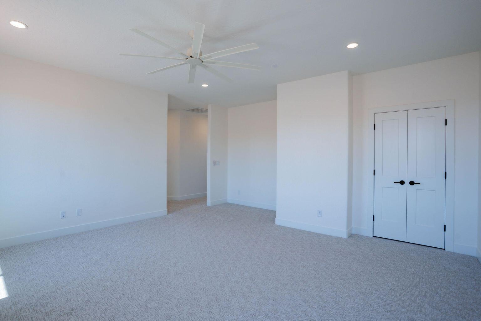 SAND HOLLOW VILLAGE - Residential