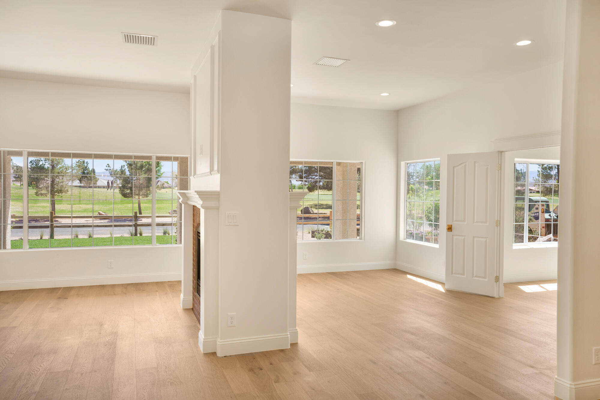 BLOOMINGTON COUNTRY CLUB - Residential