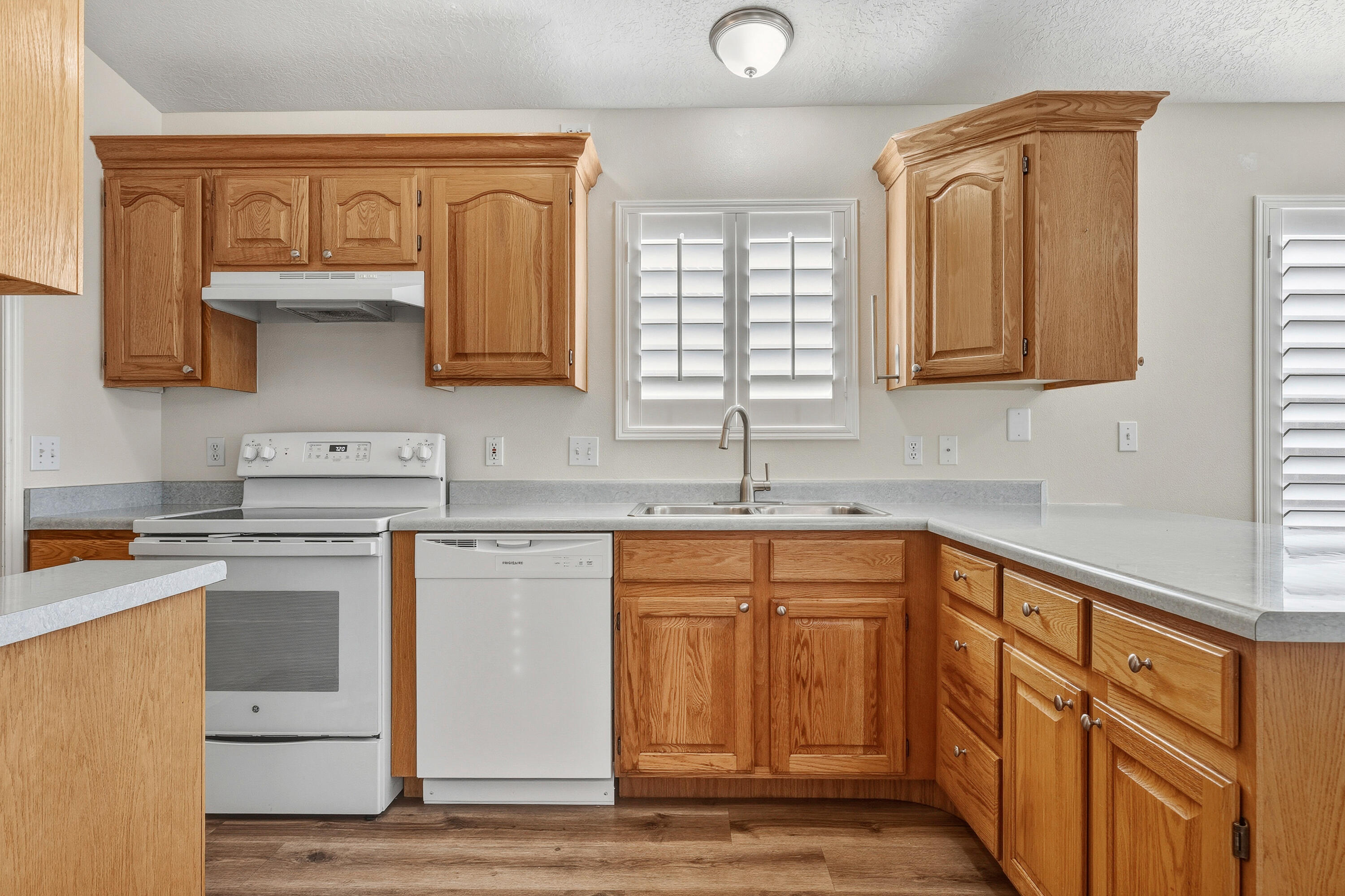 HORIZONS WEST - Residential