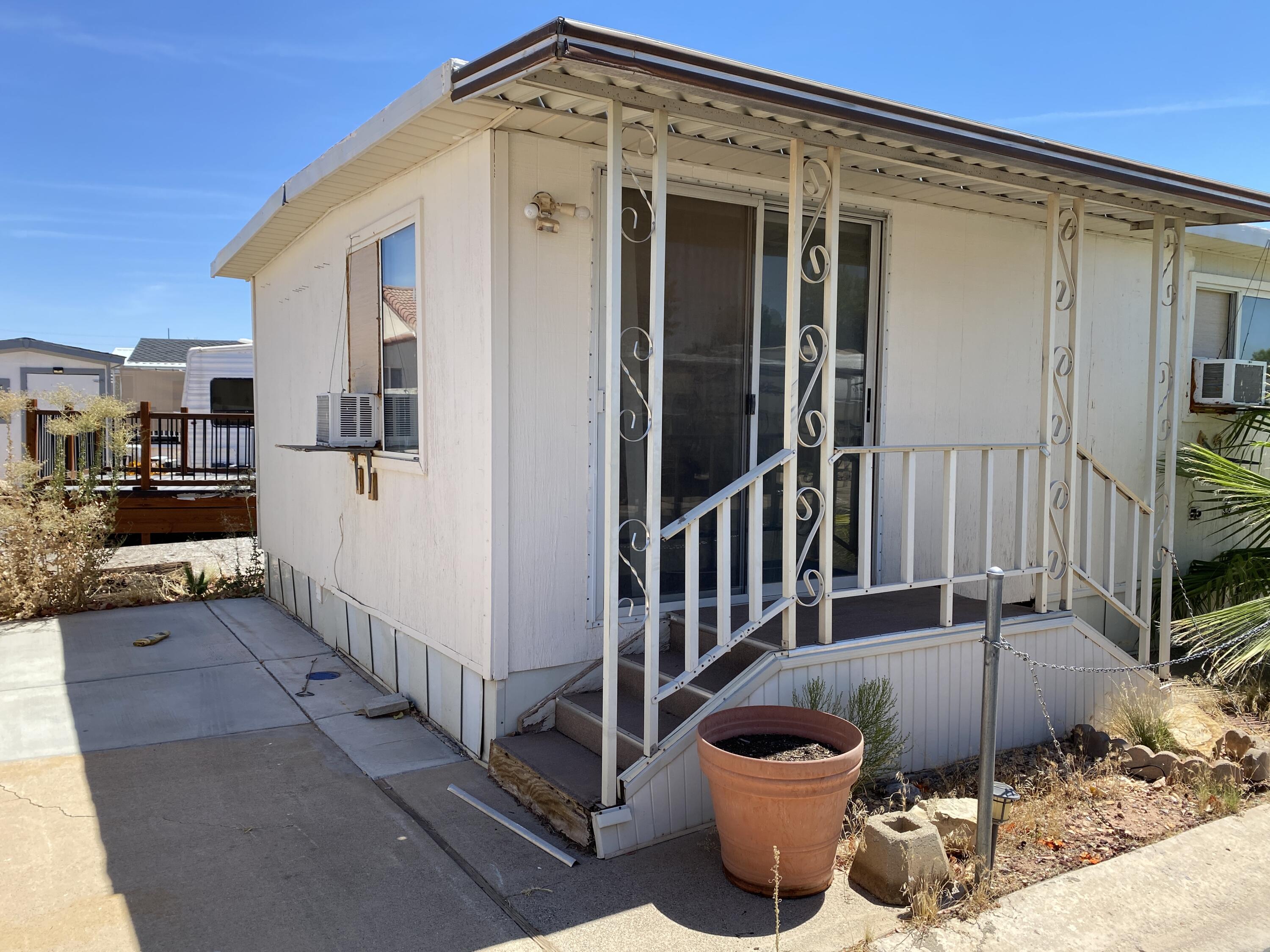 DIXIE DOWNS RV RESORT - Residential