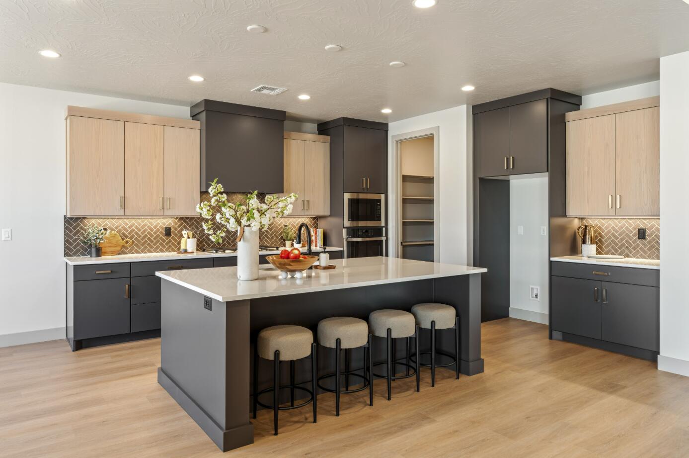 SOLIS AT CORAL CANYON - Residential