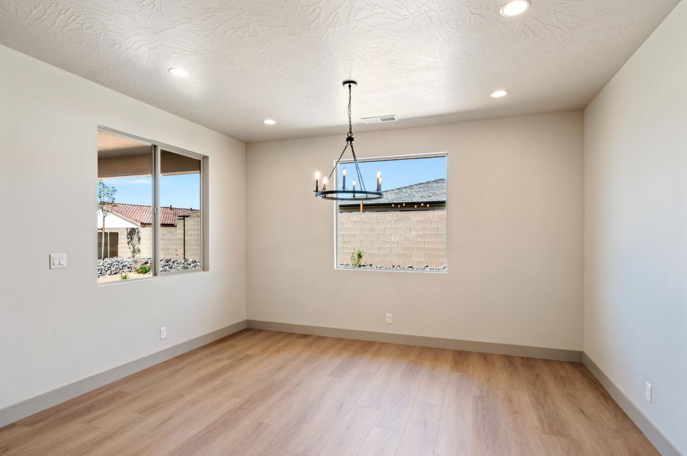 SOLIS AT CORAL CANYON - Residential