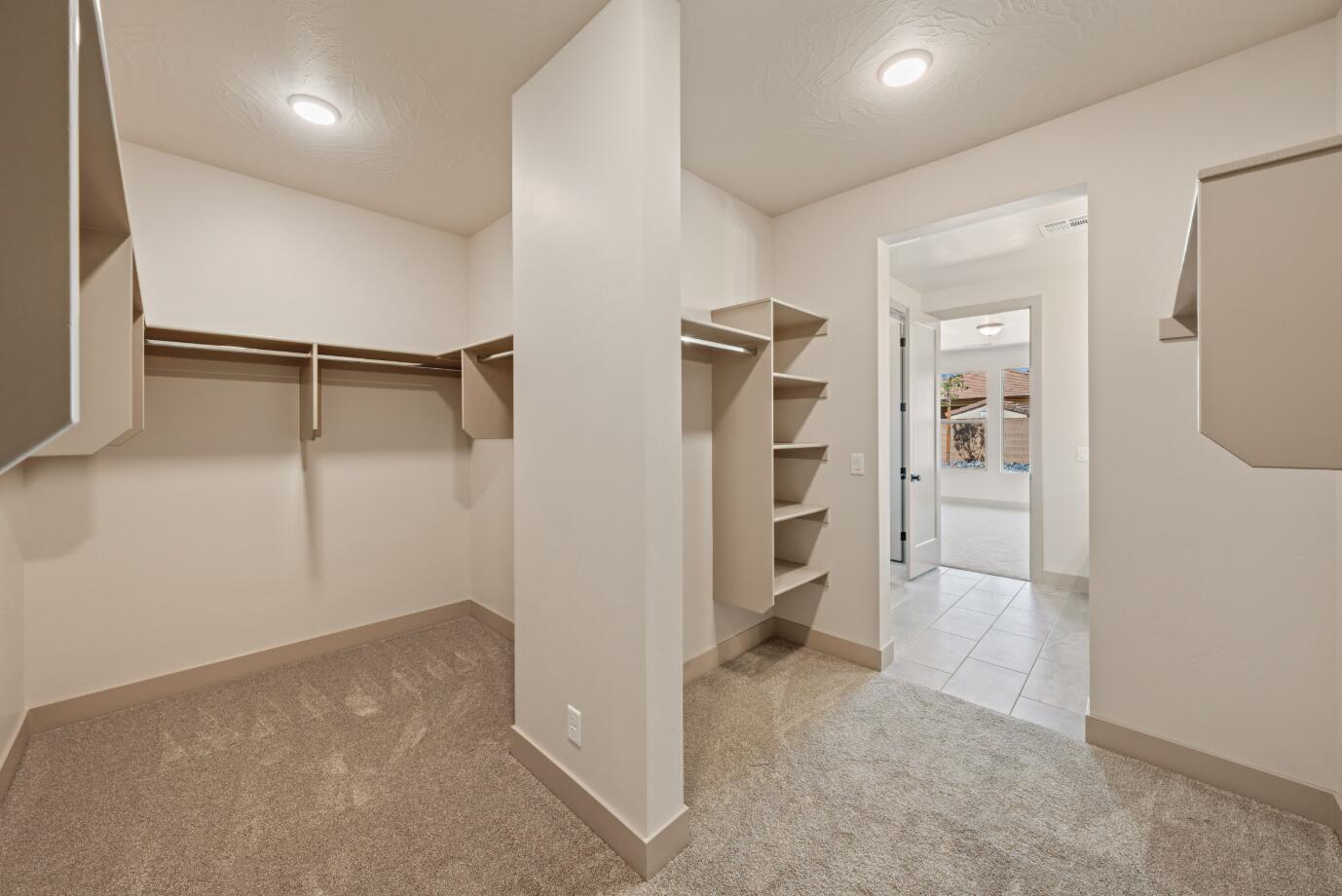 SOLIS AT CORAL CANYON - Residential