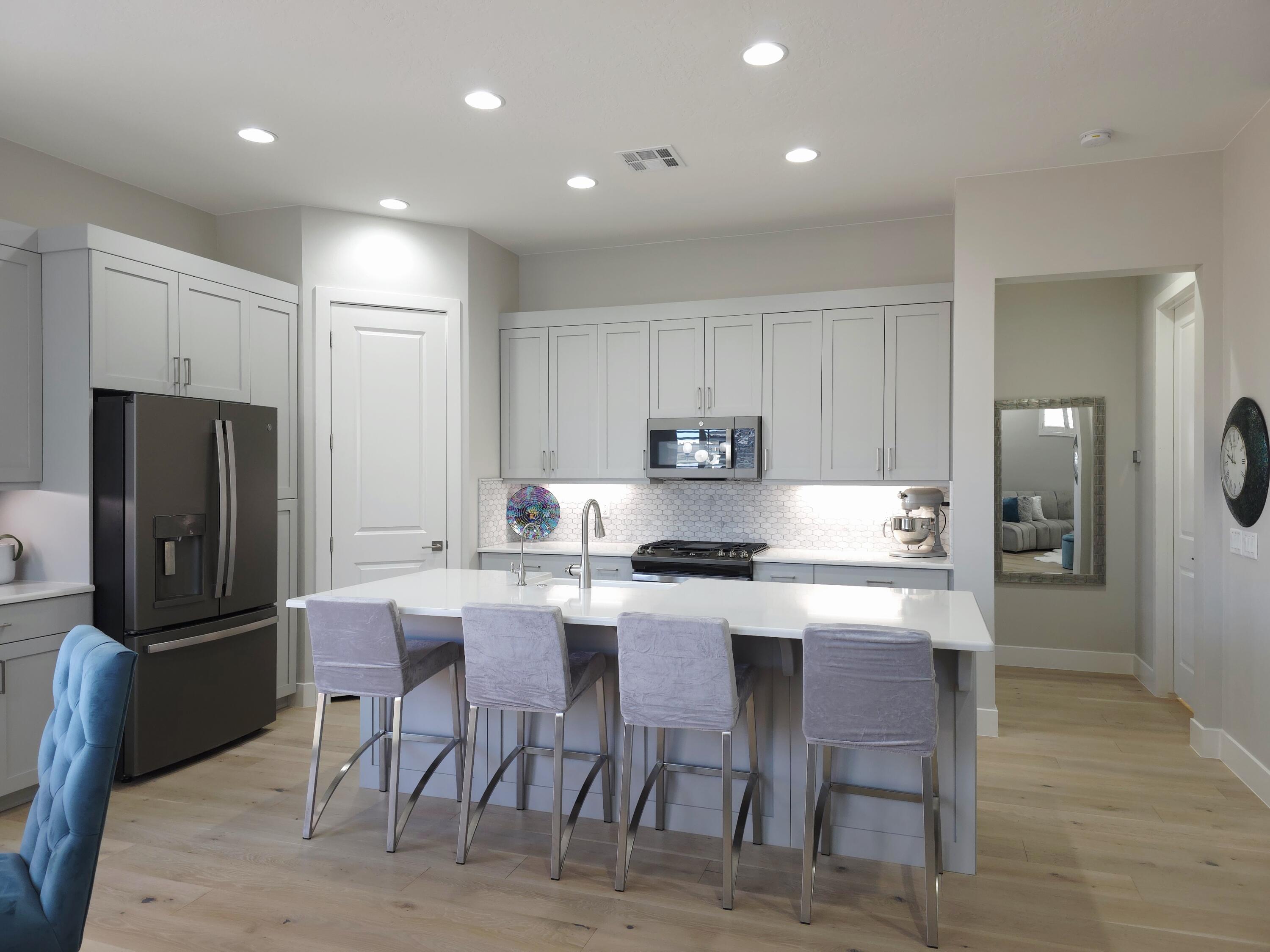 VILLAS AT SUN RIVER - Residential