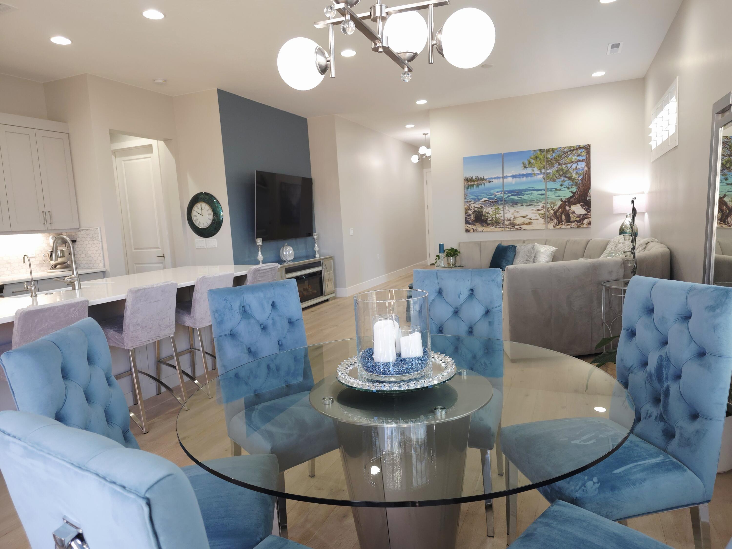 VILLAS AT SUN RIVER - Residential