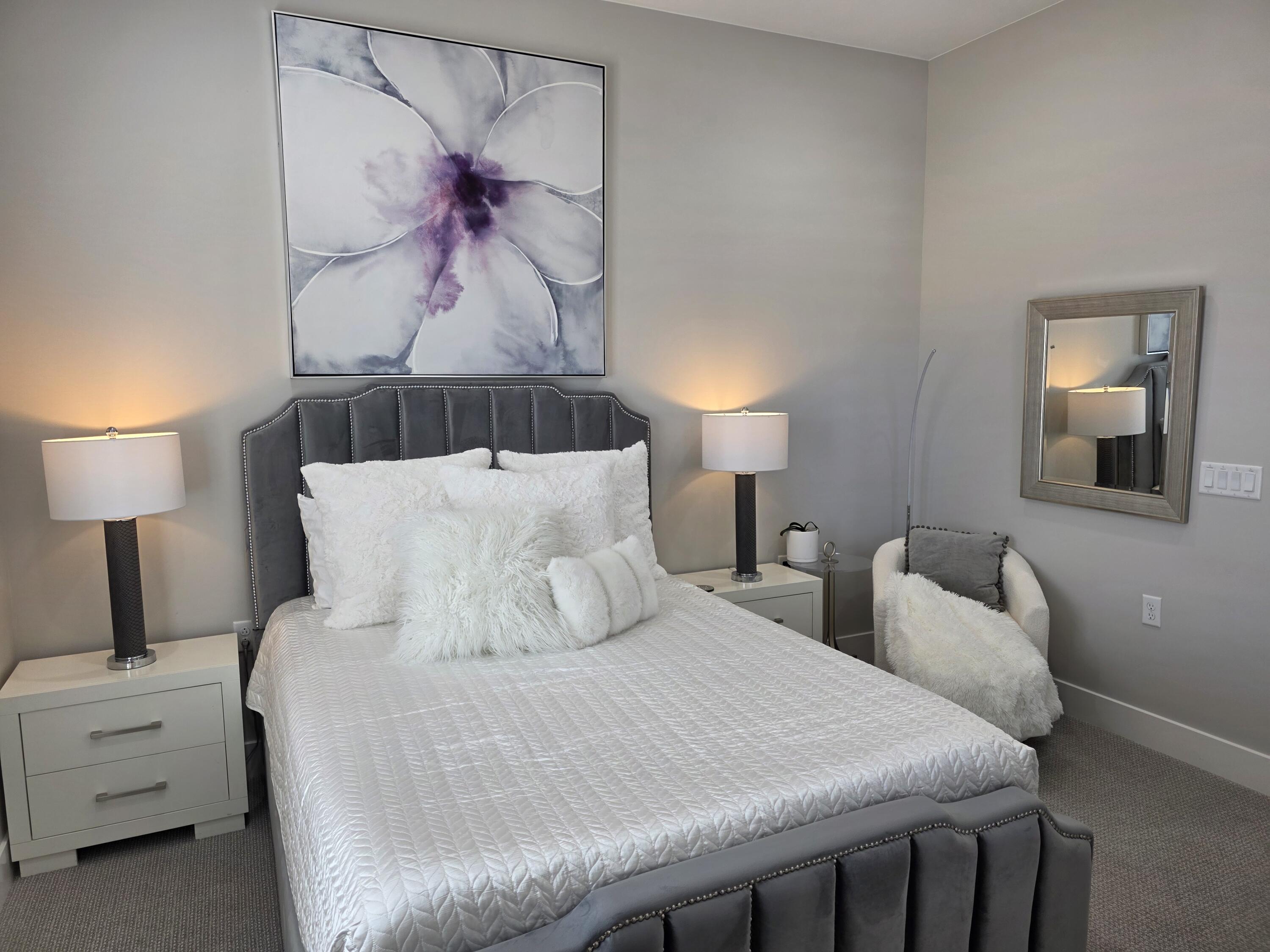 VILLAS AT SUN RIVER - Residential