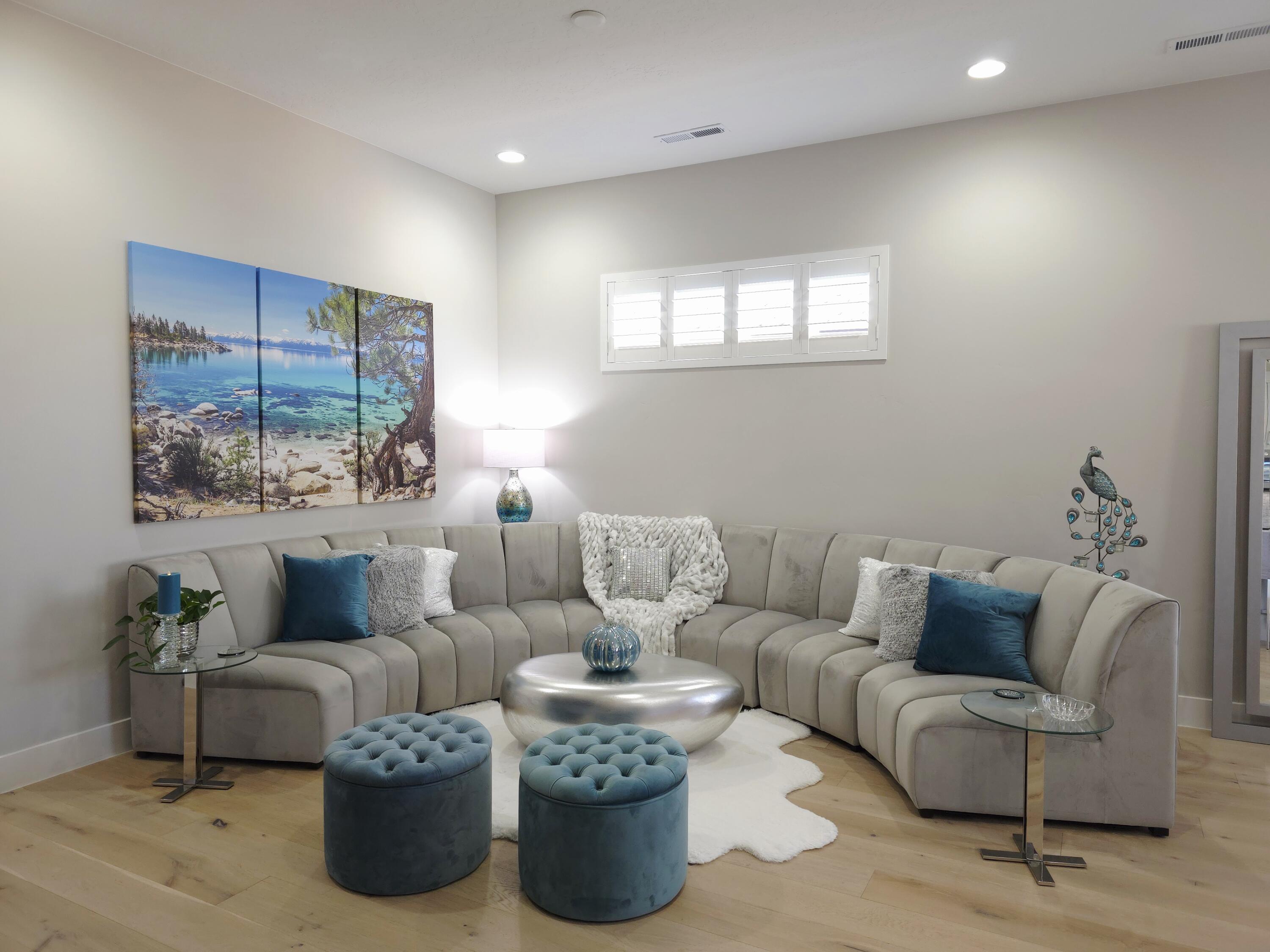 VILLAS AT SUN RIVER - Residential