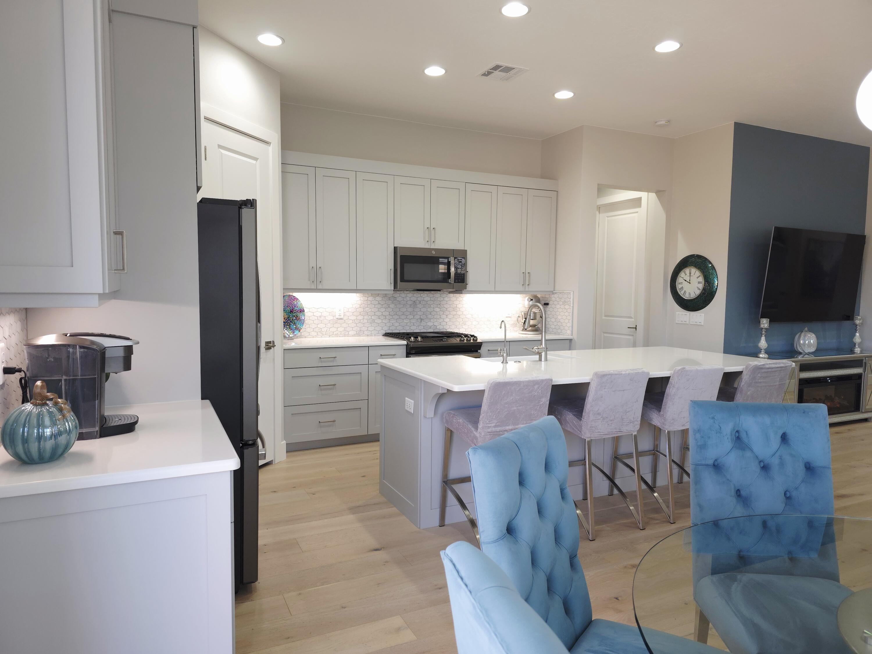 VILLAS AT SUN RIVER - Residential