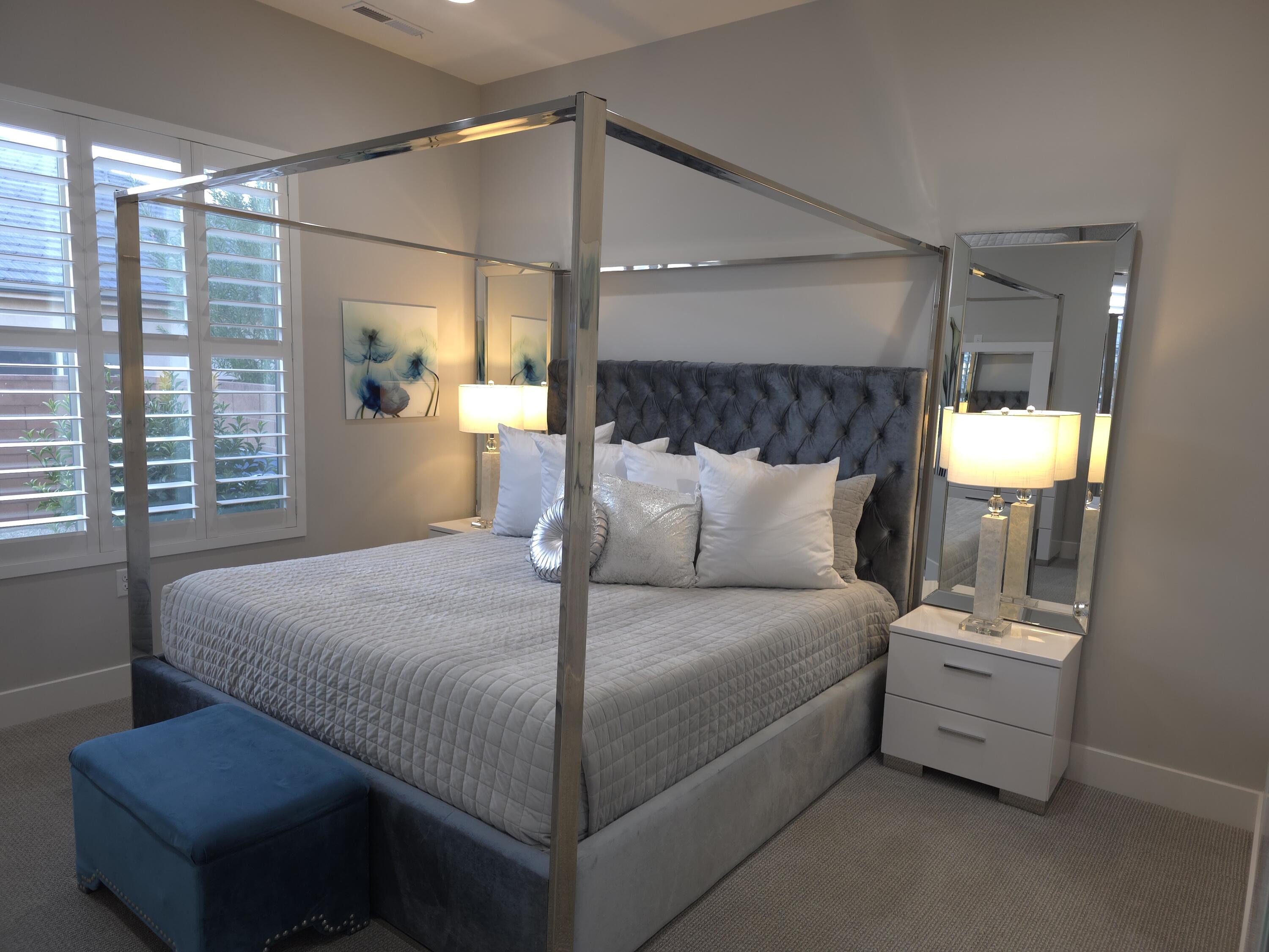 VILLAS AT SUN RIVER - Residential