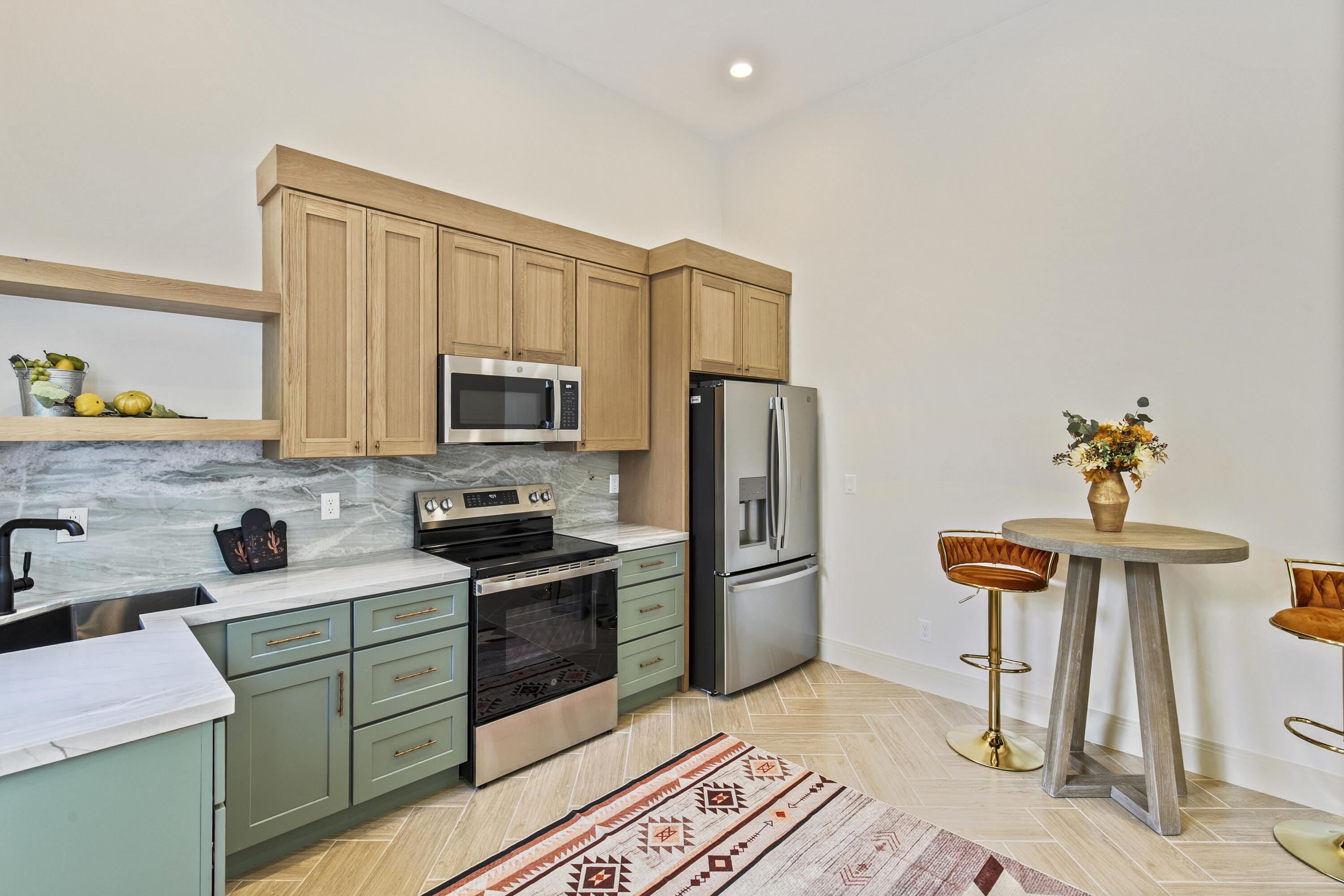 FALCON RIDGE - Residential