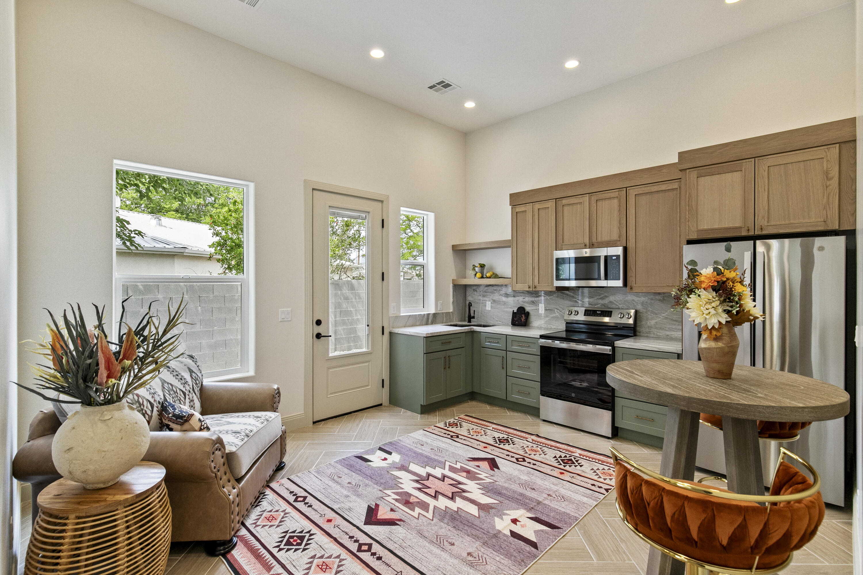 FALCON RIDGE - Residential