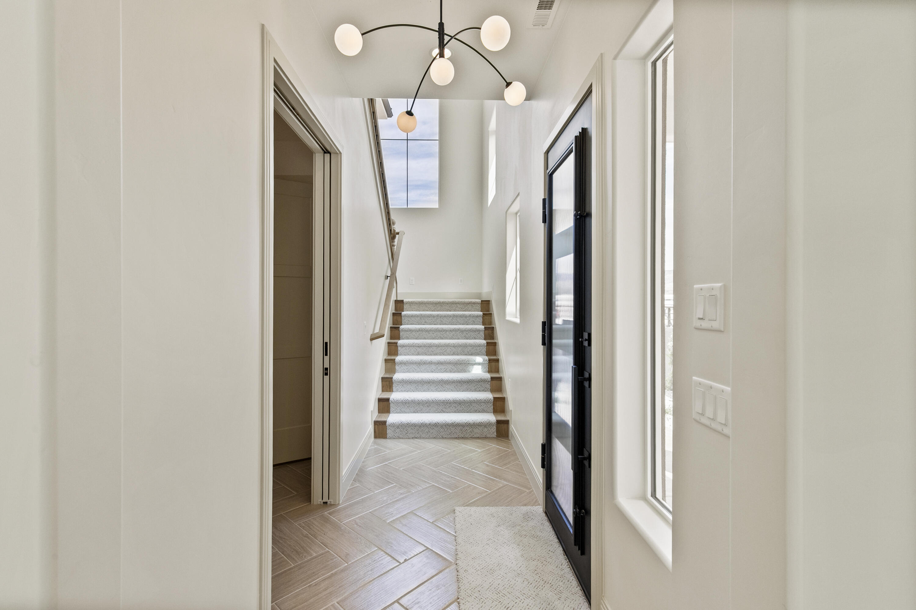 FALCON RIDGE - Residential
