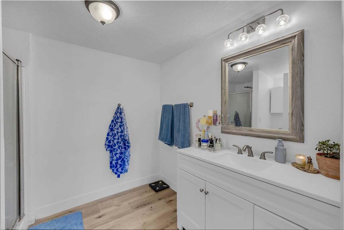 VALLEY VIEW HEIGHTS - Residential