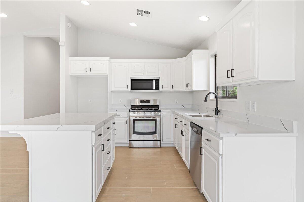 RIDGE AT ST GEORGE - Residential