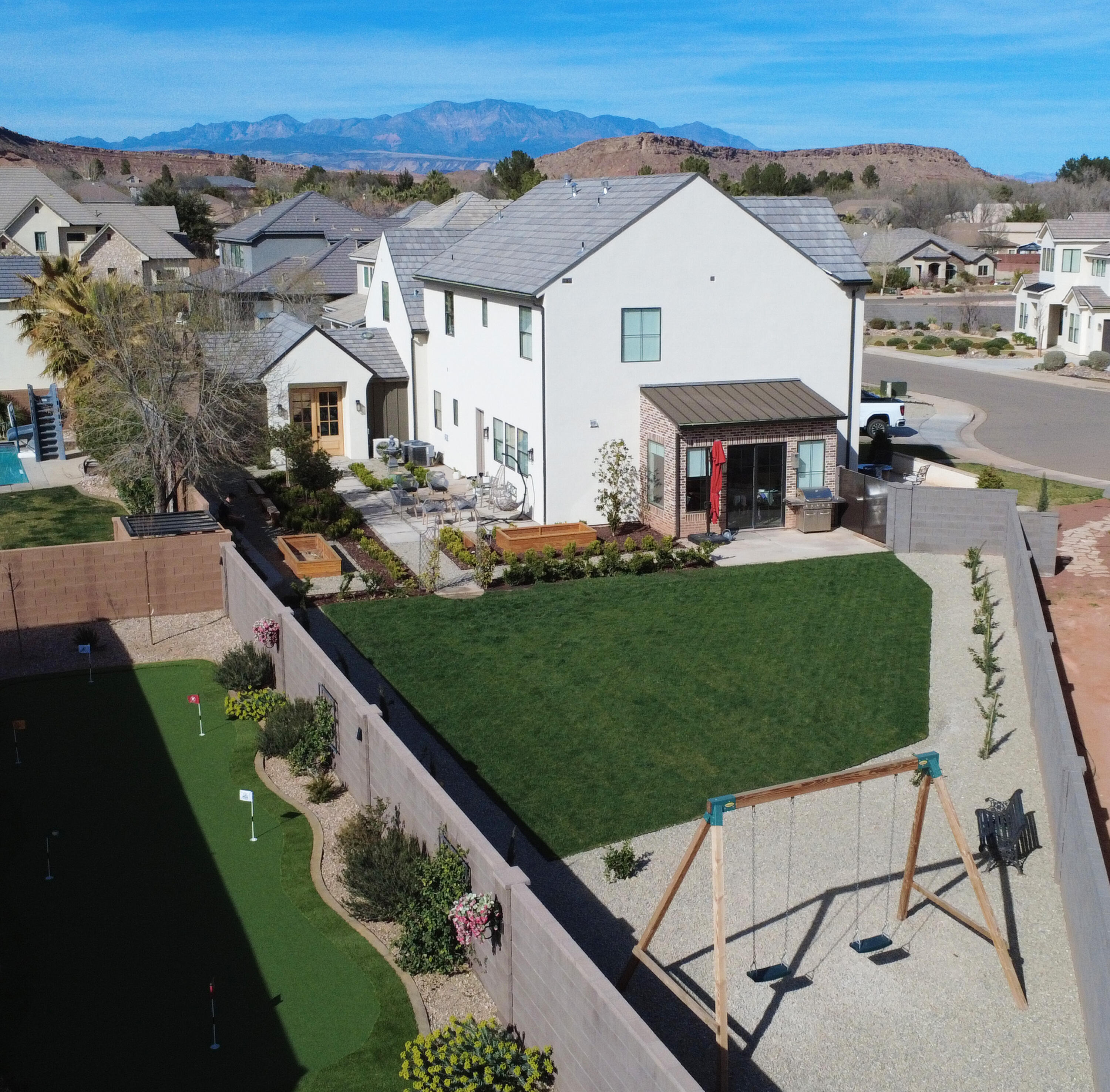 HYDE-BERRY PARK - Residential