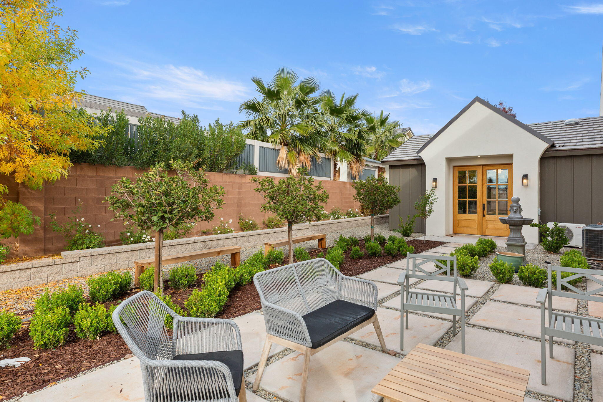 HYDE-BERRY PARK - Residential