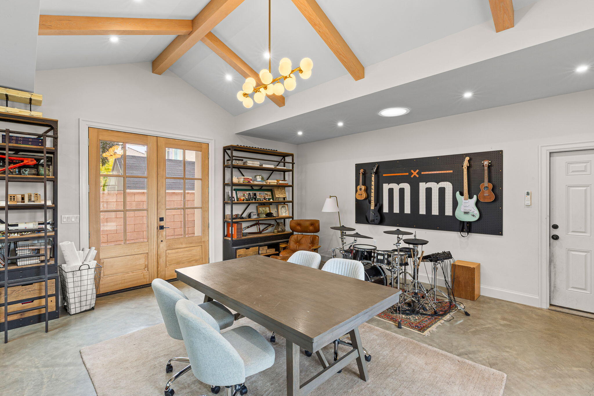 HYDE-BERRY PARK - Residential