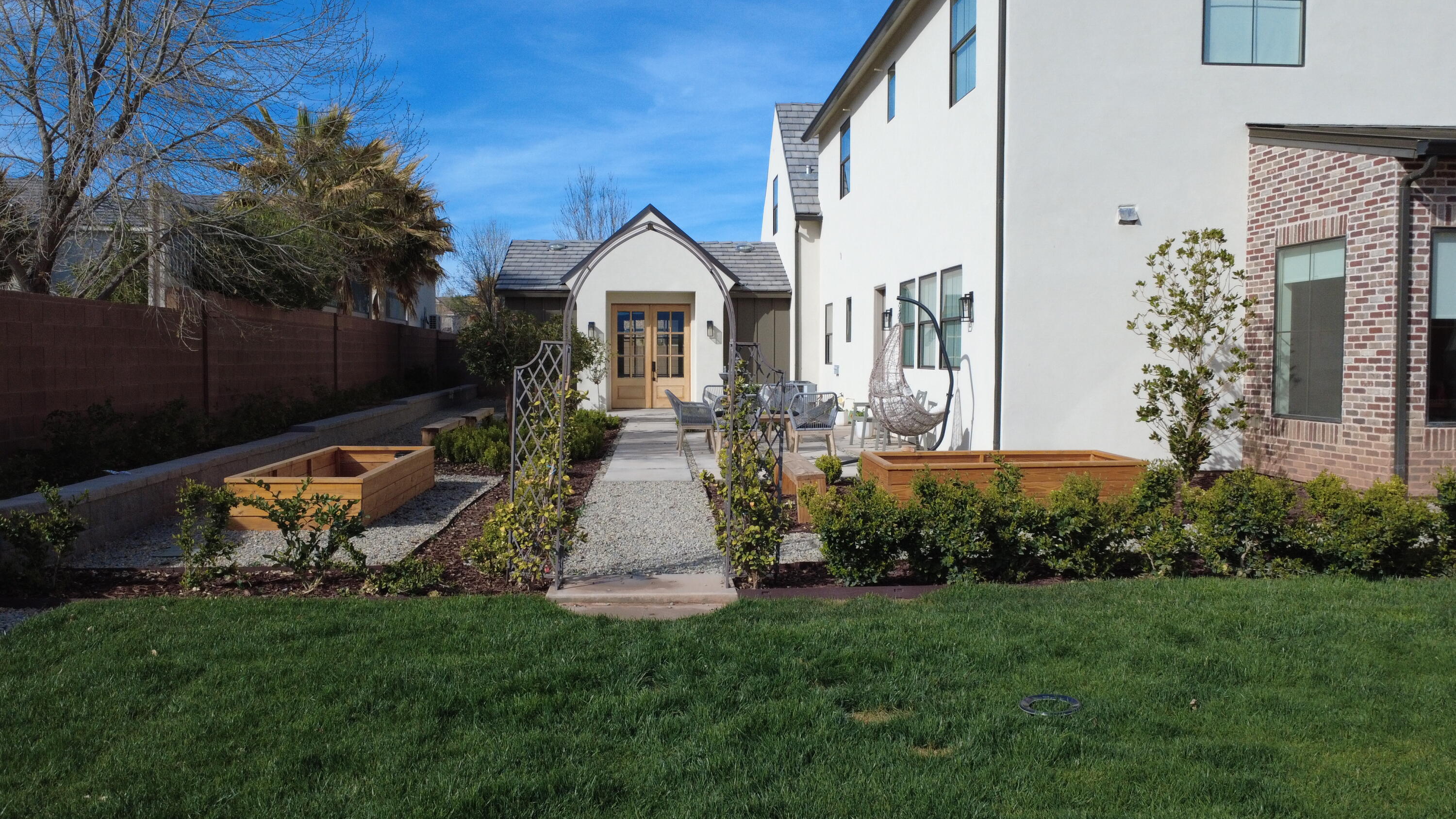 HYDE-BERRY PARK - Residential