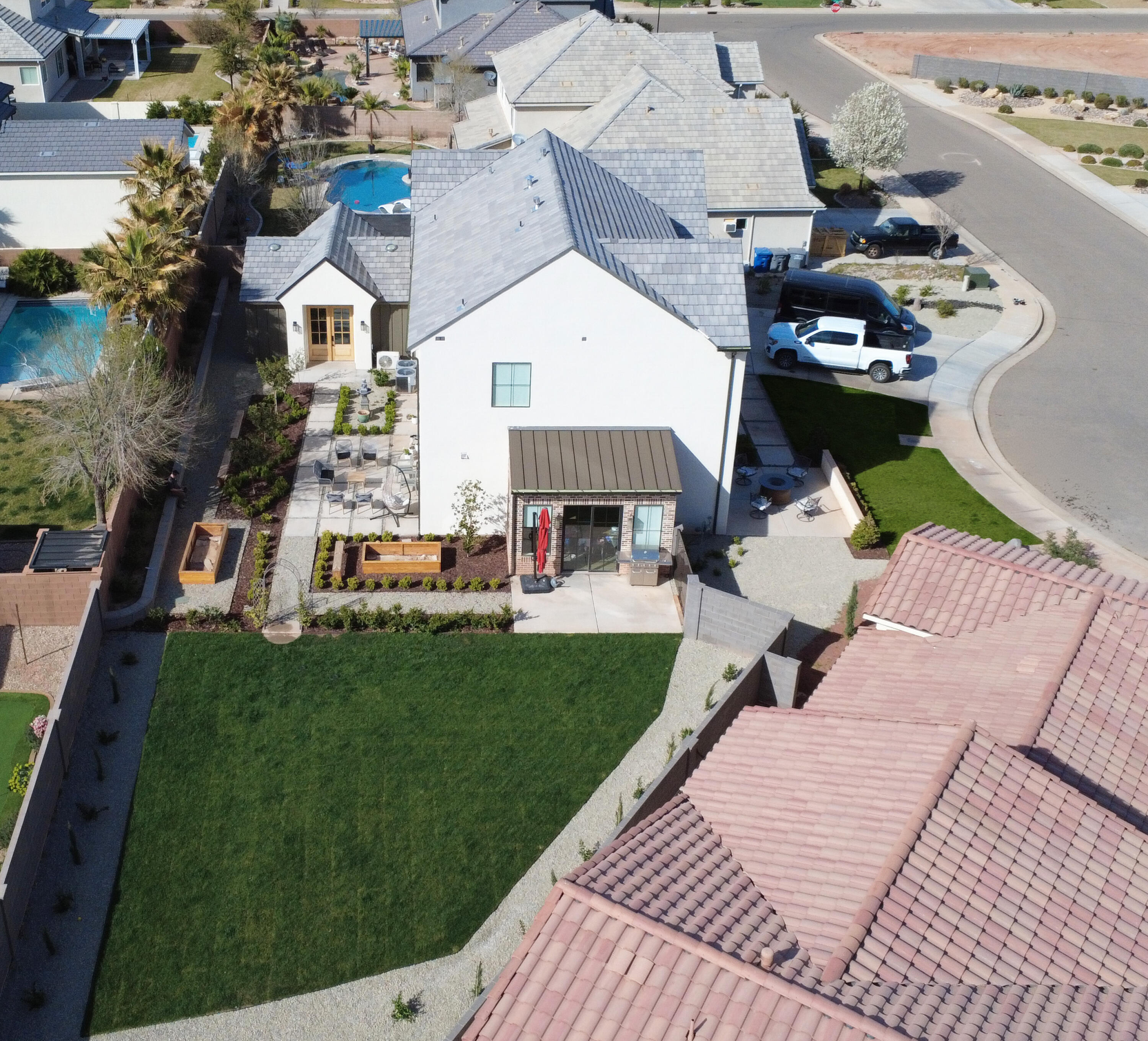 HYDE-BERRY PARK - Residential