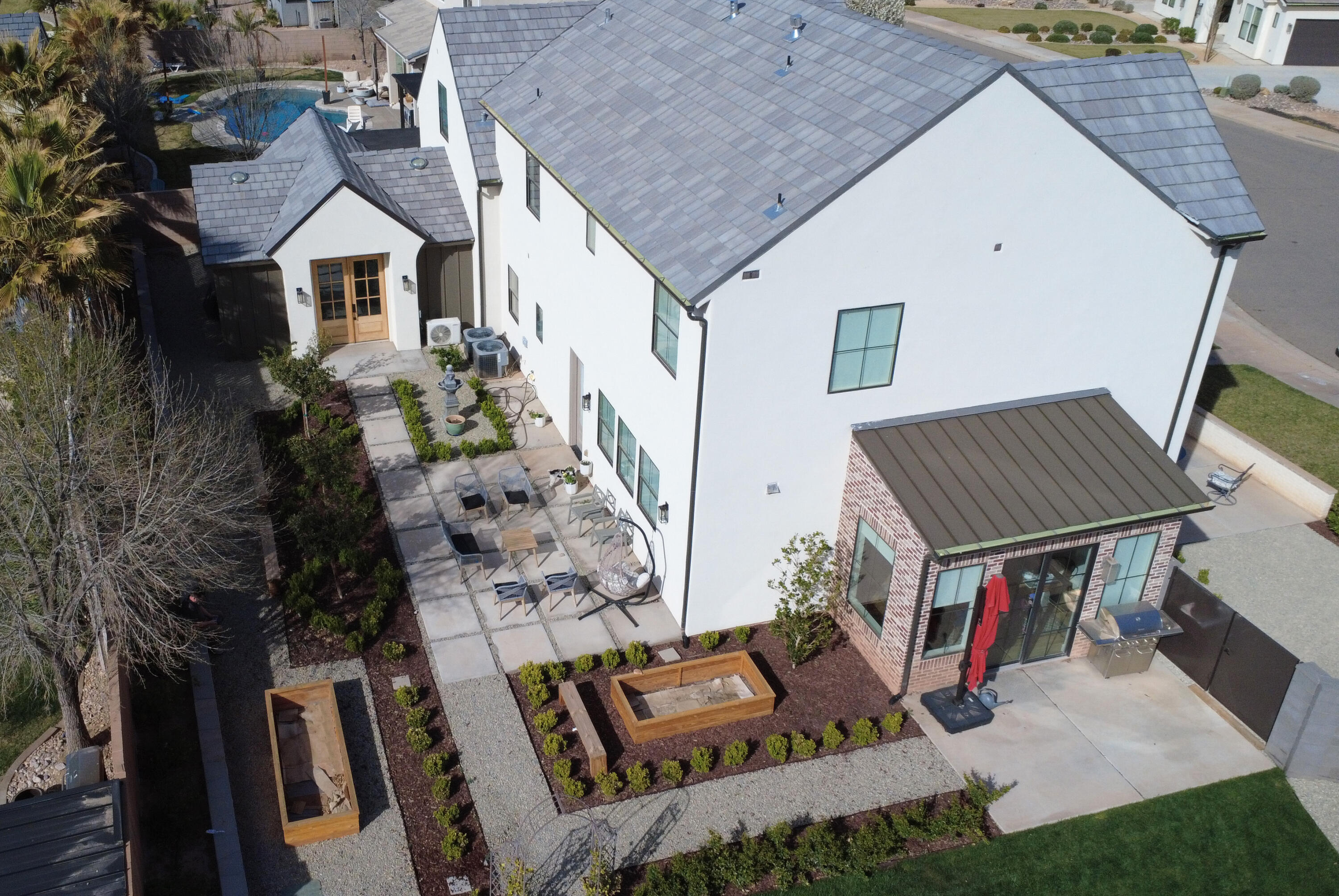 HYDE-BERRY PARK - Residential