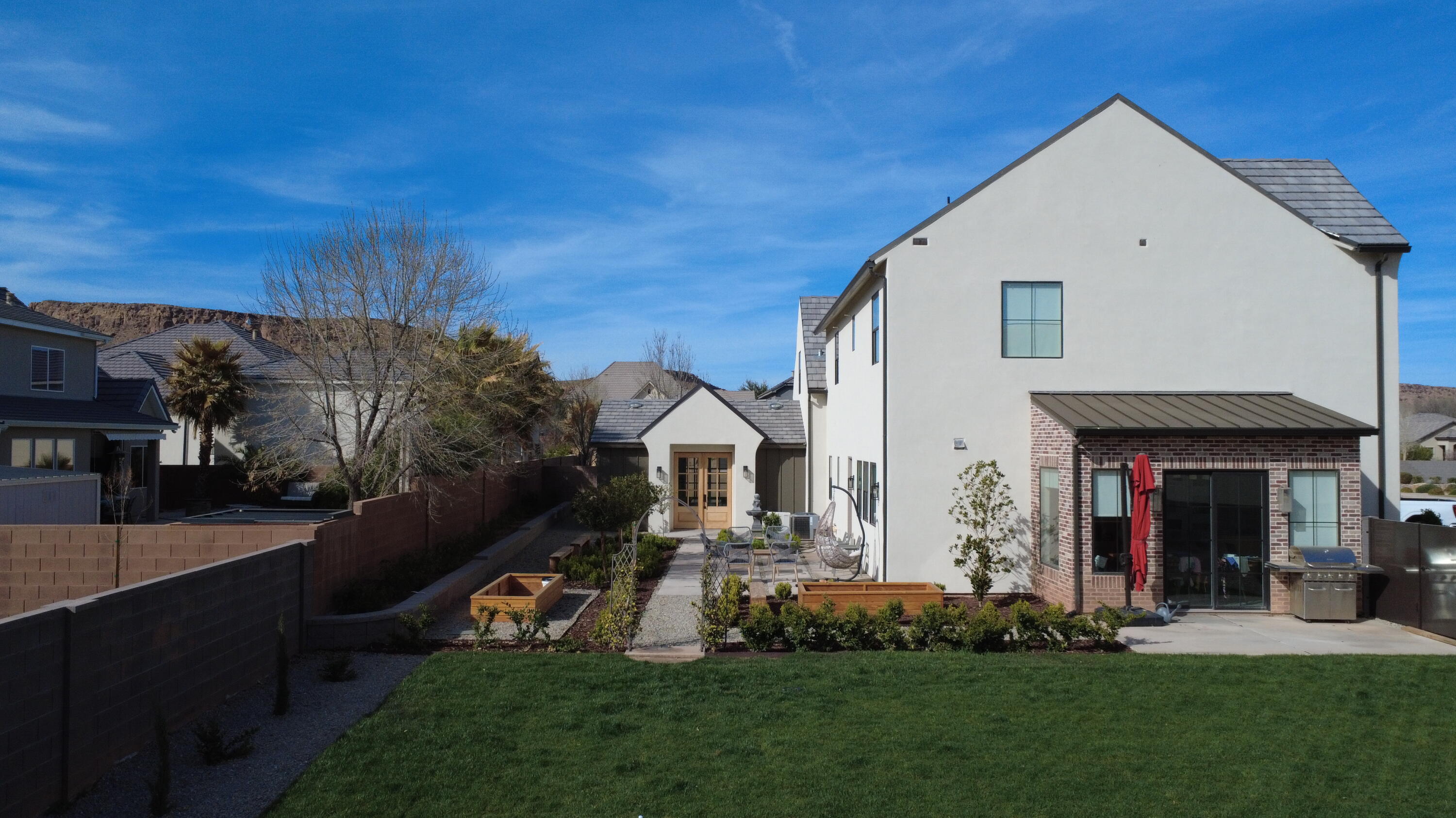 HYDE-BERRY PARK - Residential