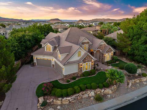 Photo of 2495 E Springs DR, Saint George, UT 84790 (MLS # 26-274664)