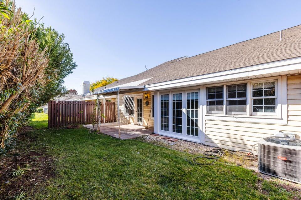 RED CANYON TOWNHOMES - Residential