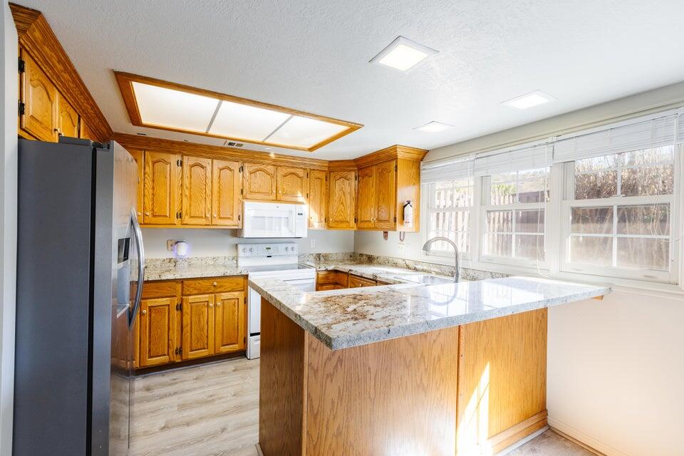 RED CANYON TOWNHOMES - Residential