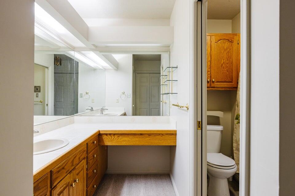 RED CANYON TOWNHOMES - Residential