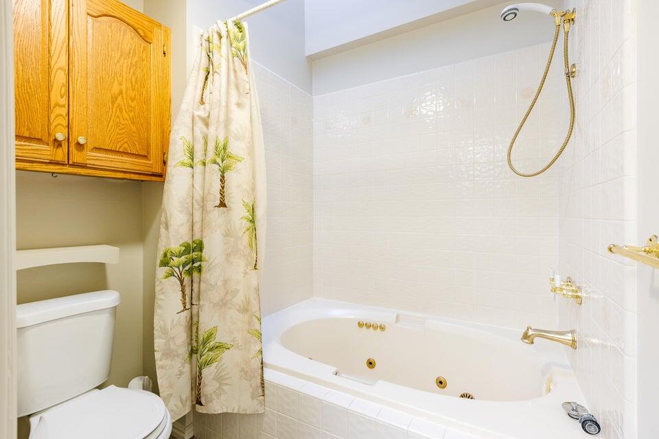 RED CANYON TOWNHOMES - Residential