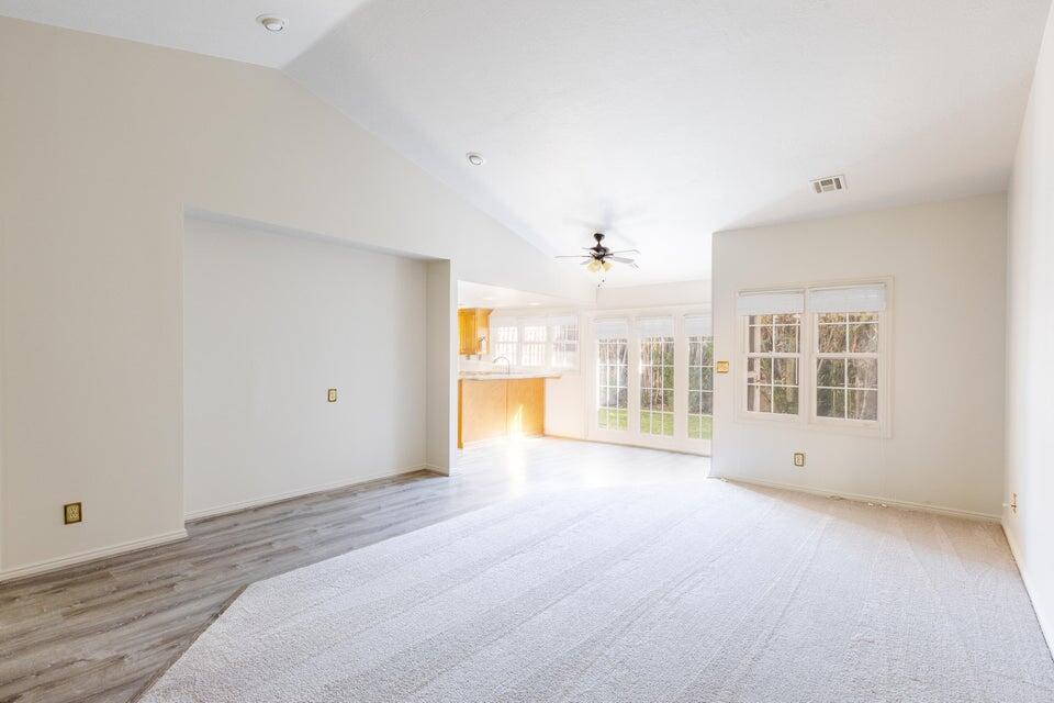 RED CANYON TOWNHOMES - Residential