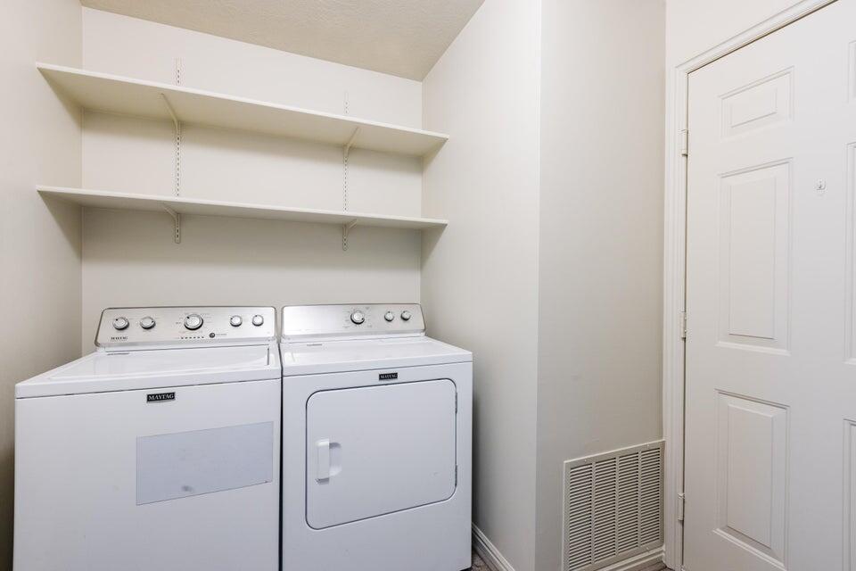 RED CANYON TOWNHOMES - Residential