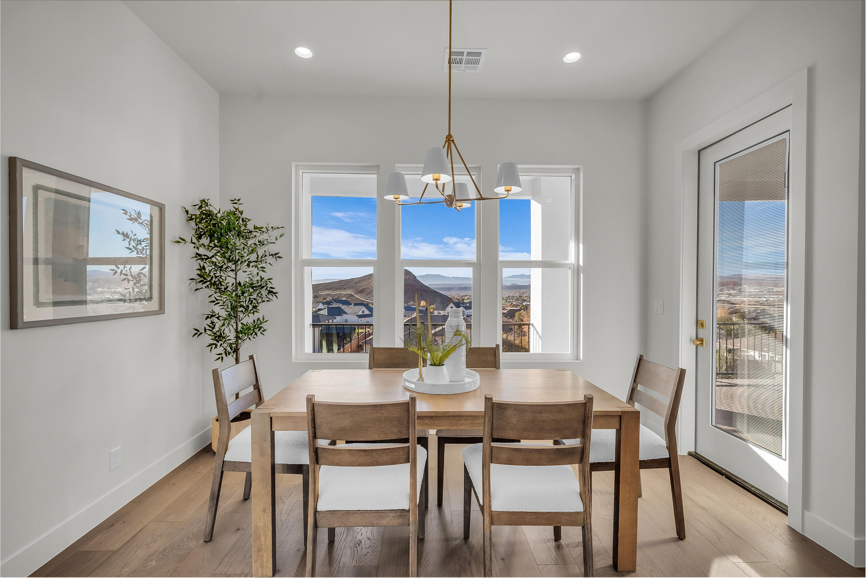 HEIGHTS AT WASHINGTON BENCH - Residential