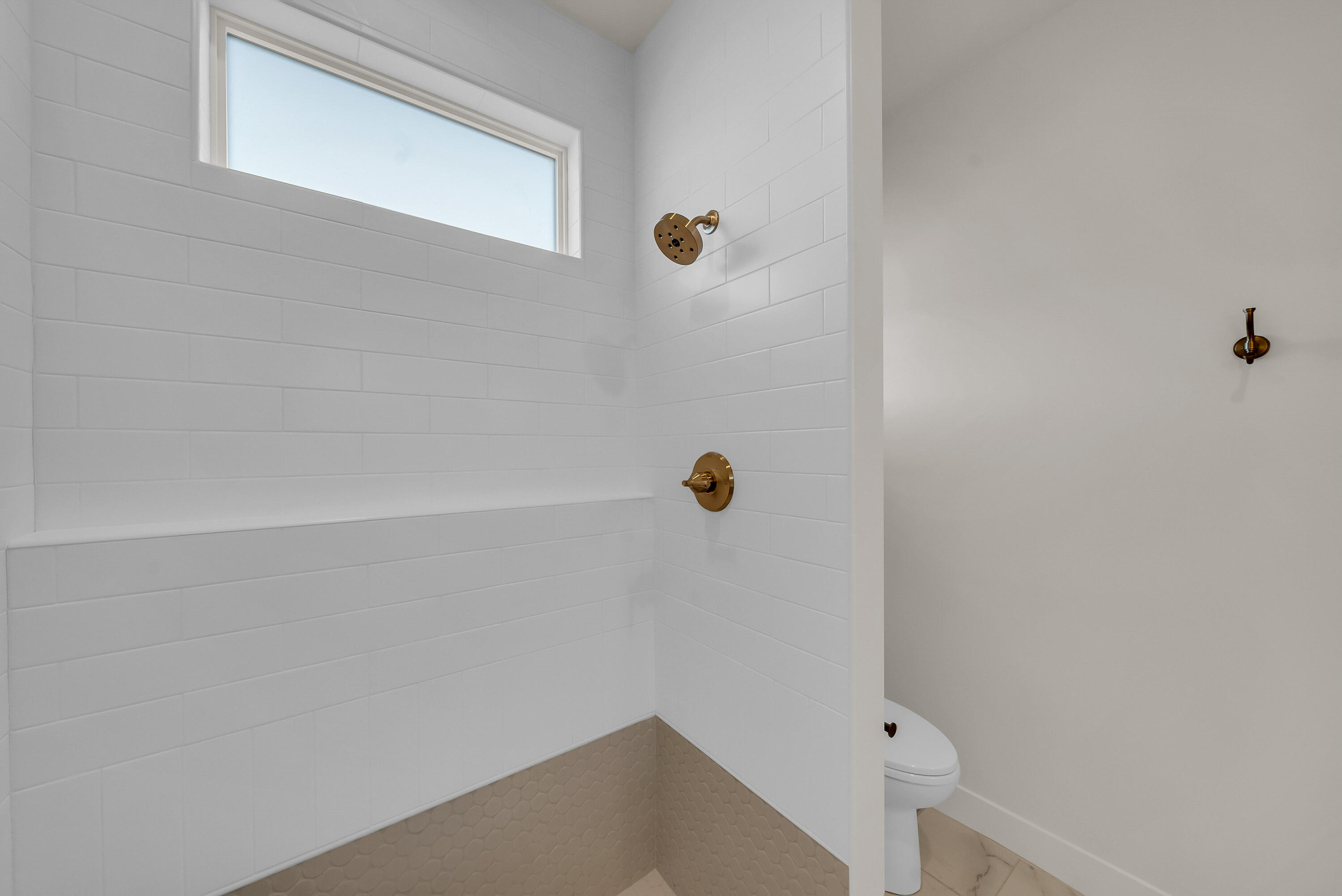 HEIGHTS AT WASHINGTON BENCH - Residential