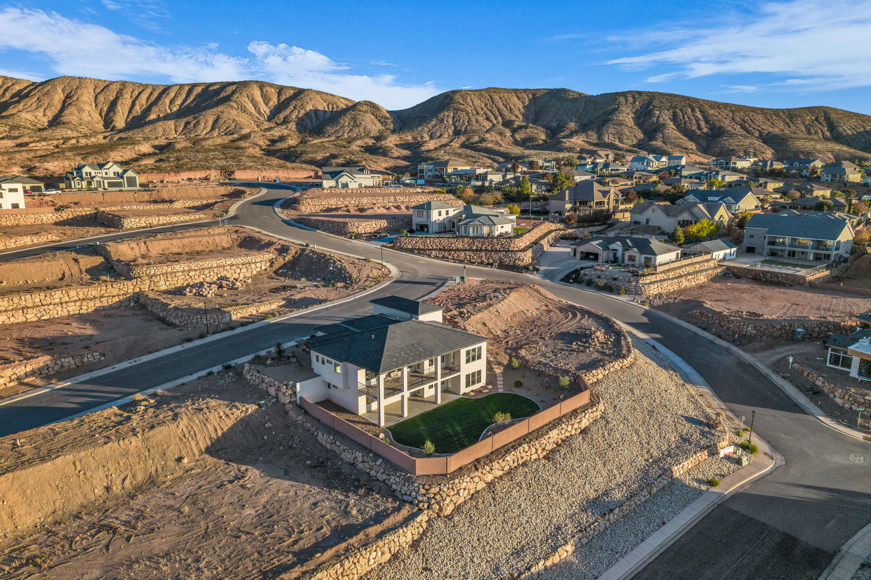 HEIGHTS AT WASHINGTON BENCH - Residential