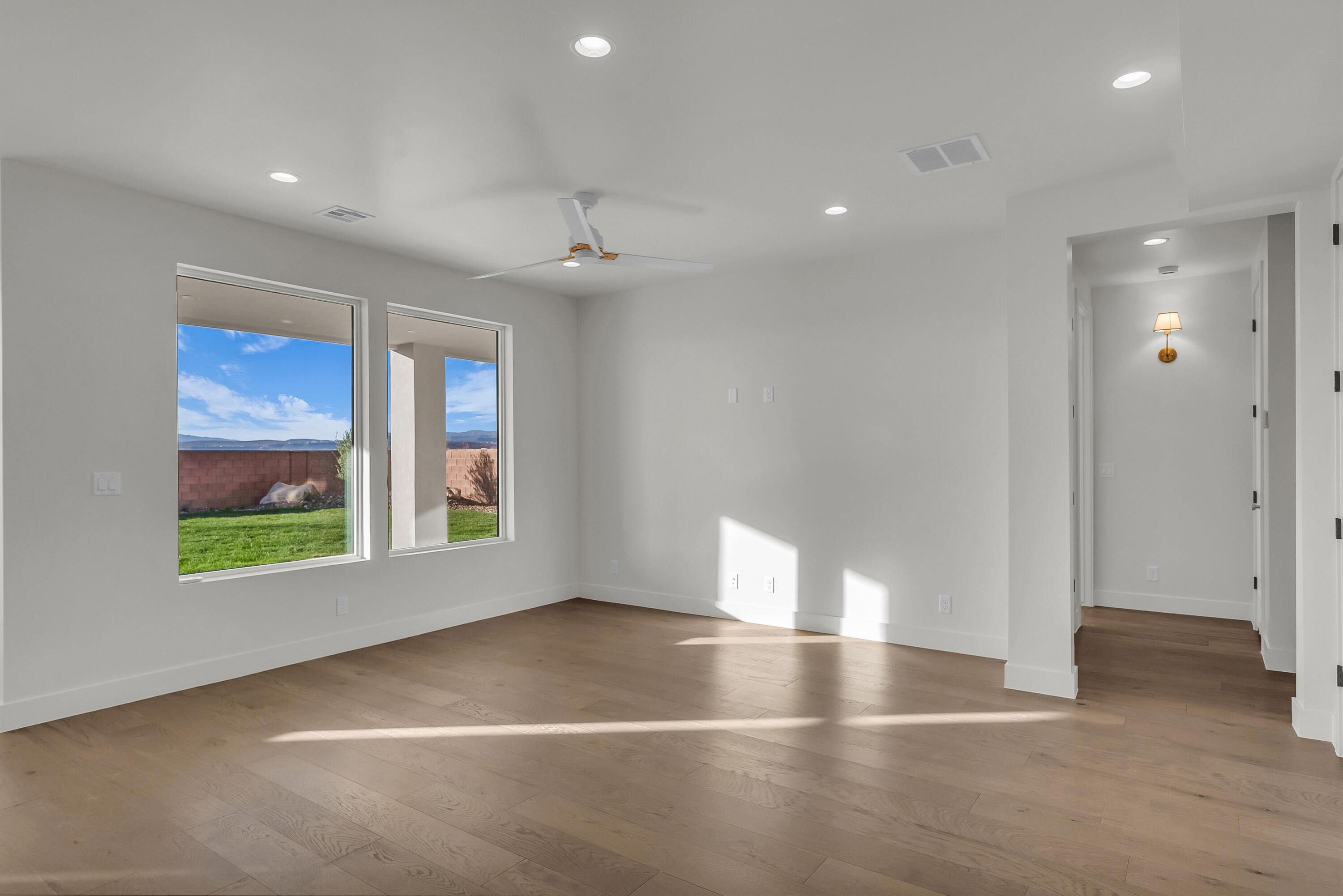 HEIGHTS AT WASHINGTON BENCH - Residential