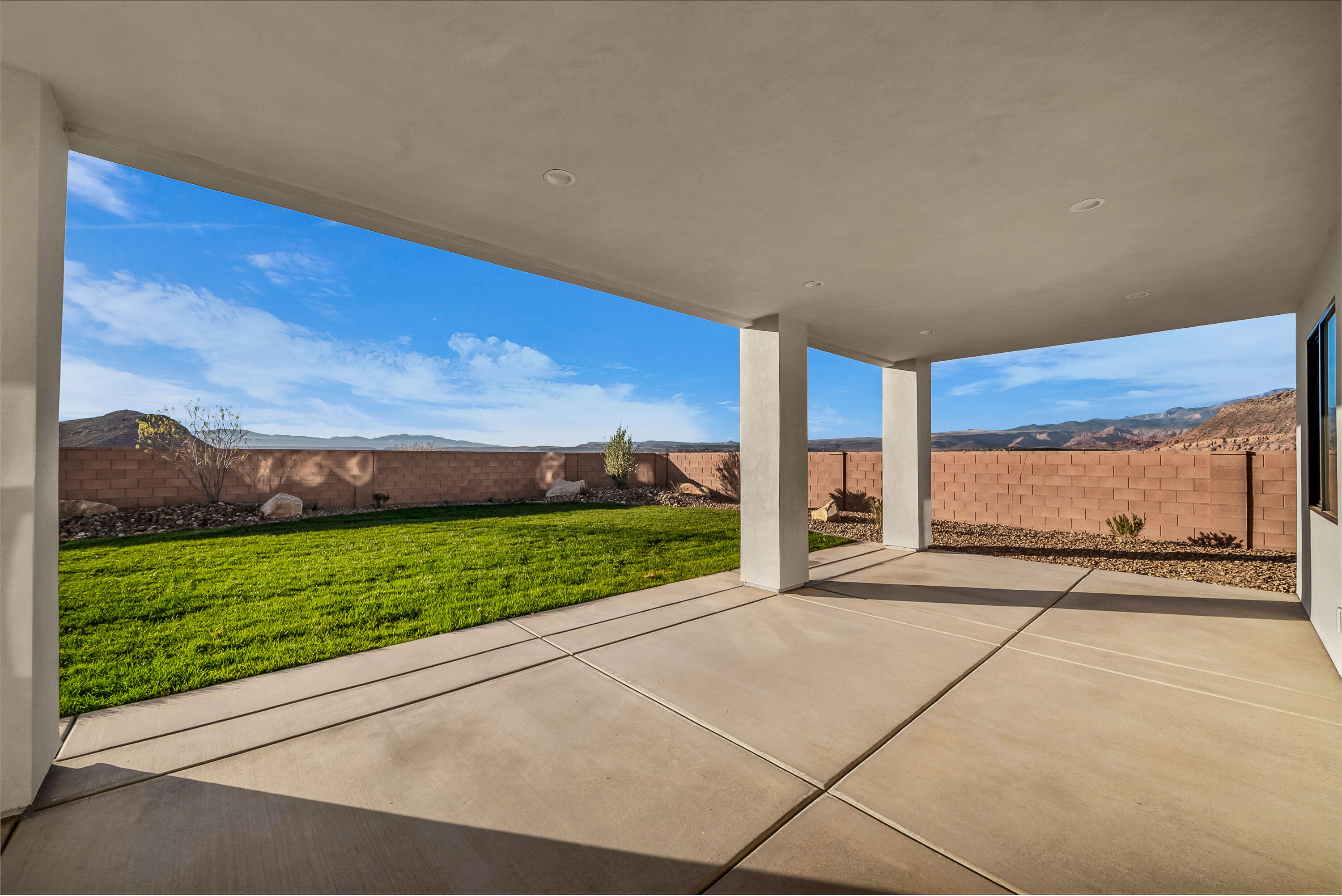 HEIGHTS AT WASHINGTON BENCH - Residential