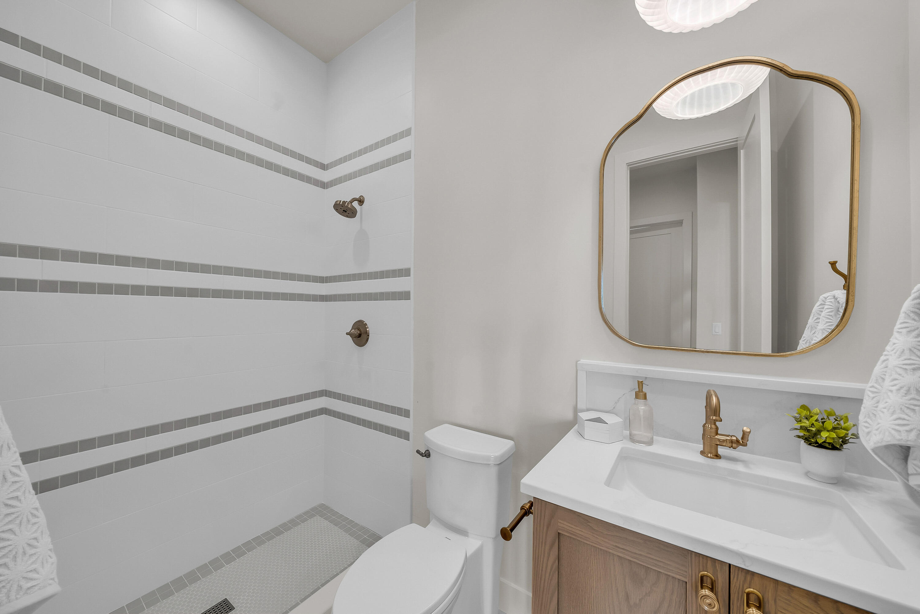 HEIGHTS AT WASHINGTON BENCH - Residential