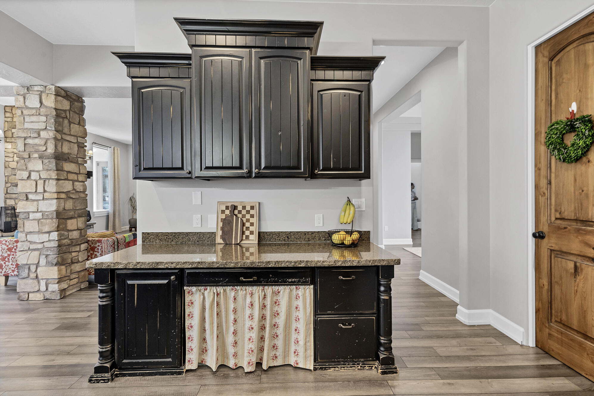 SHADOW MOUNTAIN - Residential