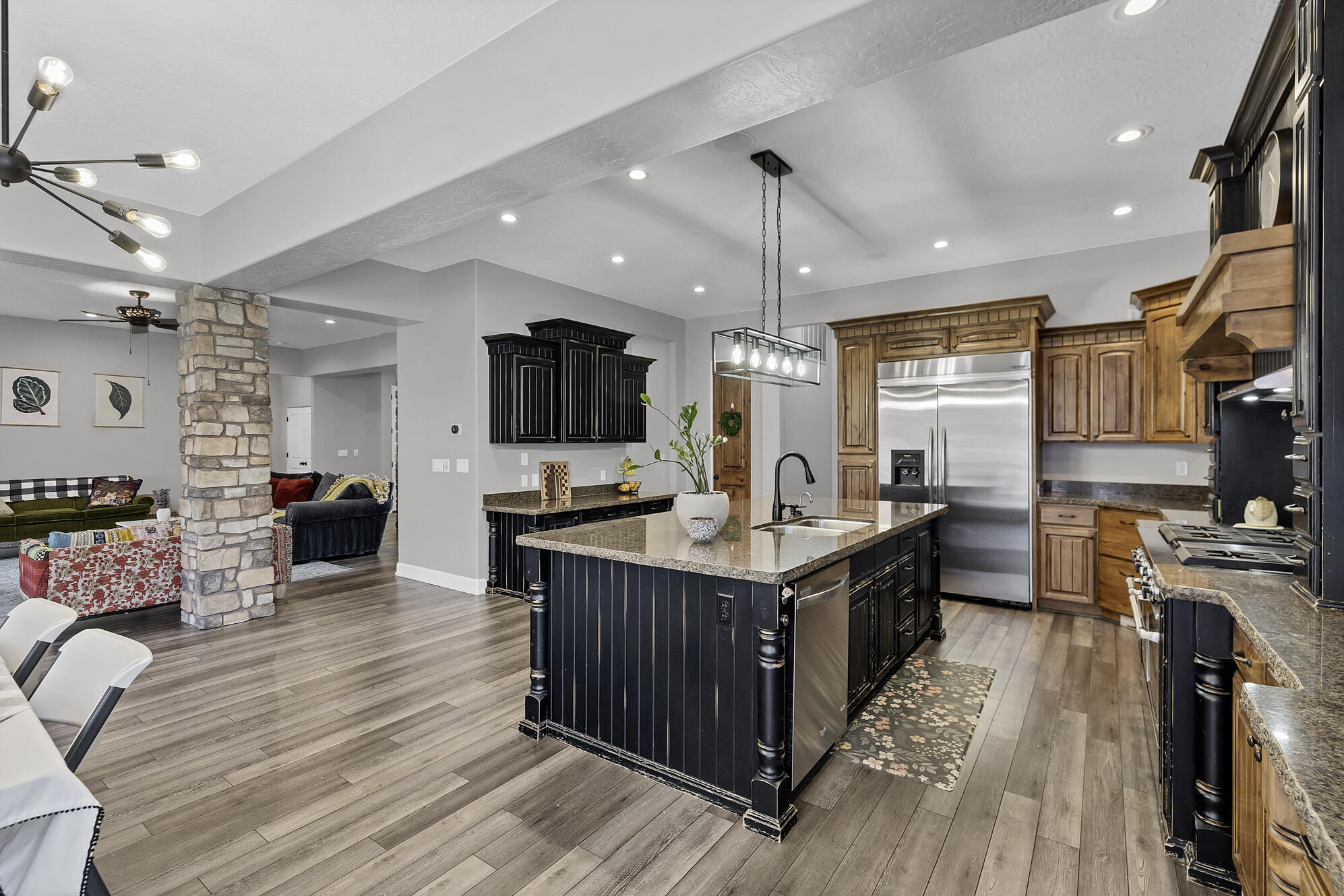 SHADOW MOUNTAIN - Residential