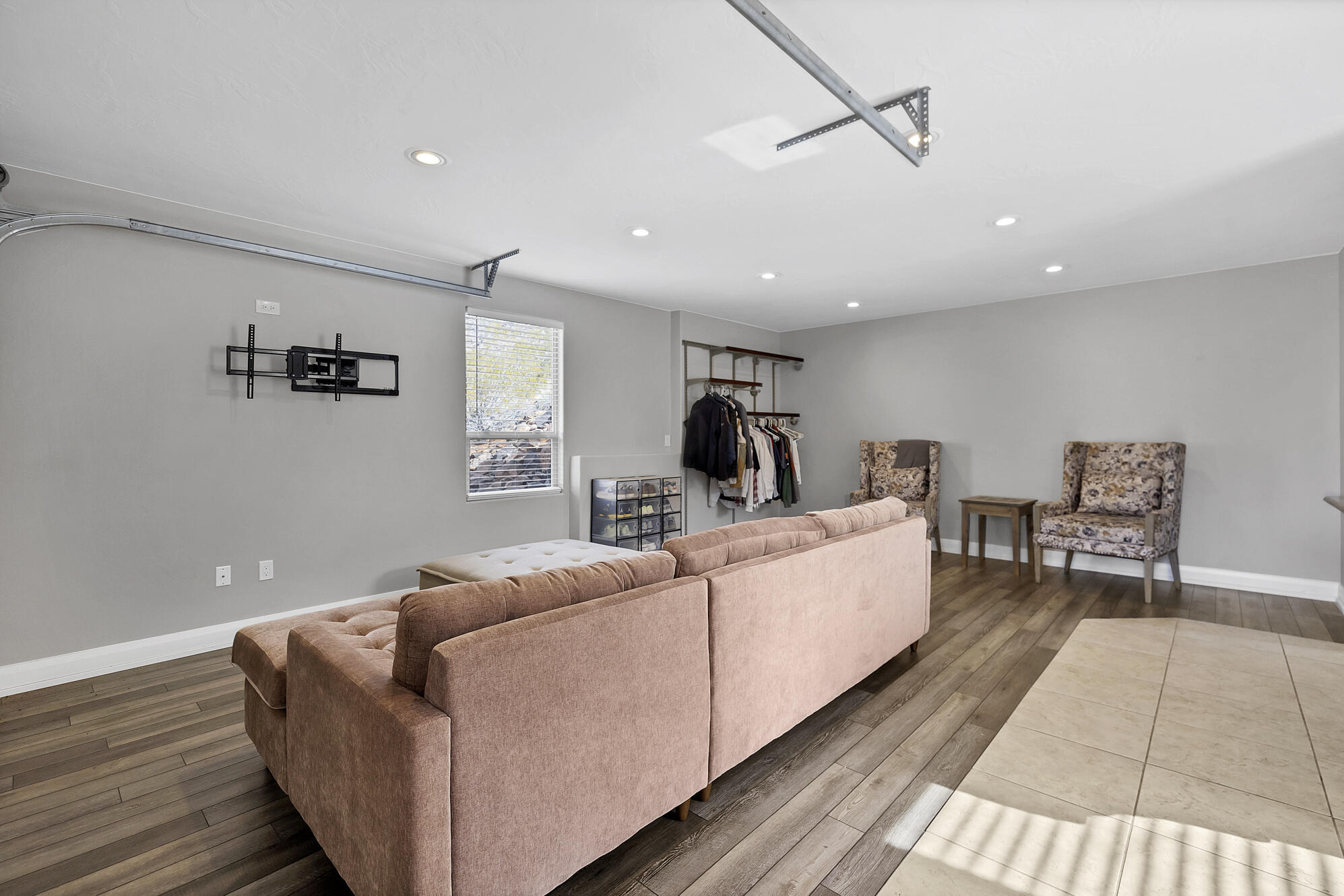 SHADOW MOUNTAIN - Residential