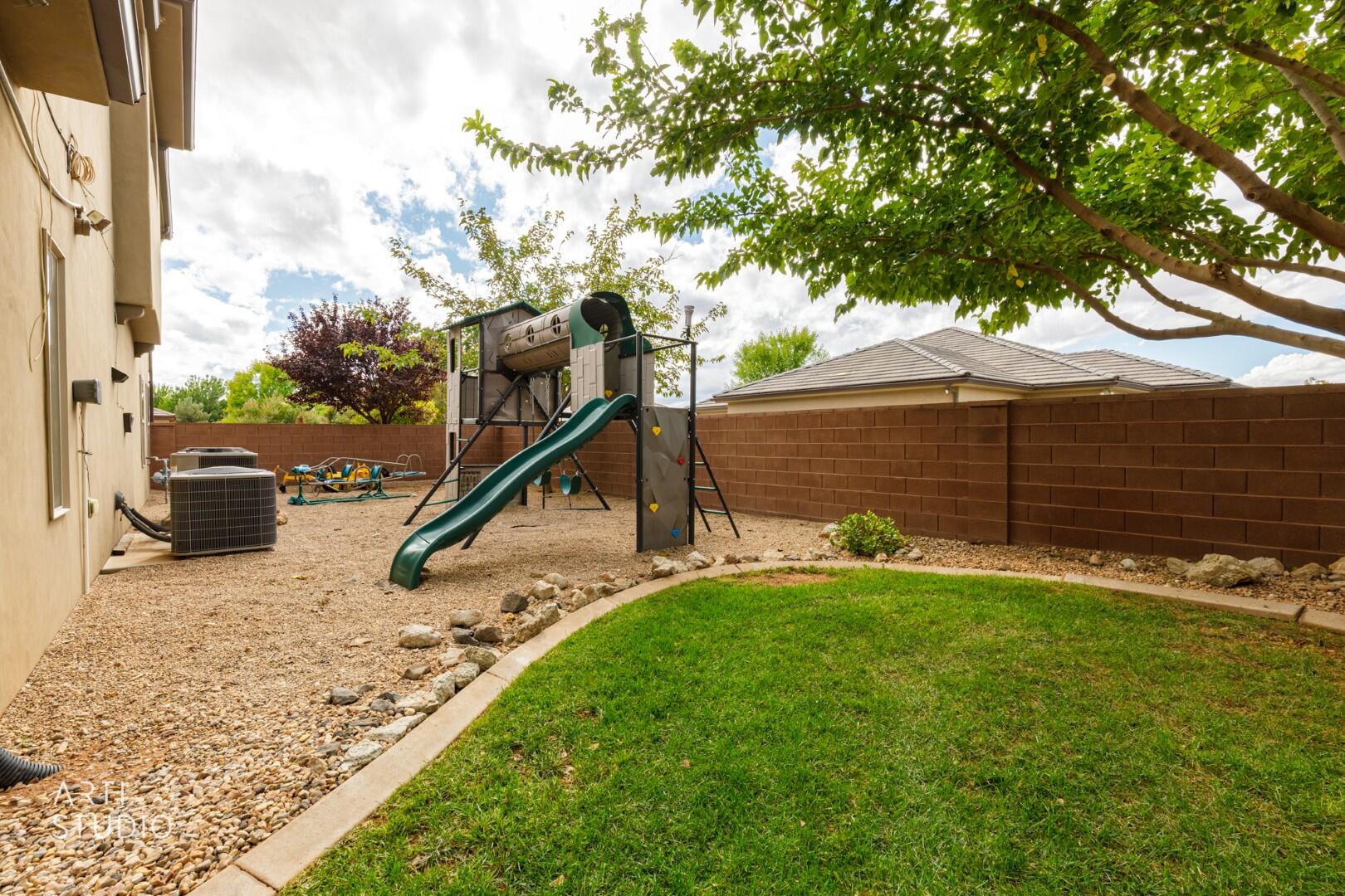 MULBERRY ESTATES - Residential