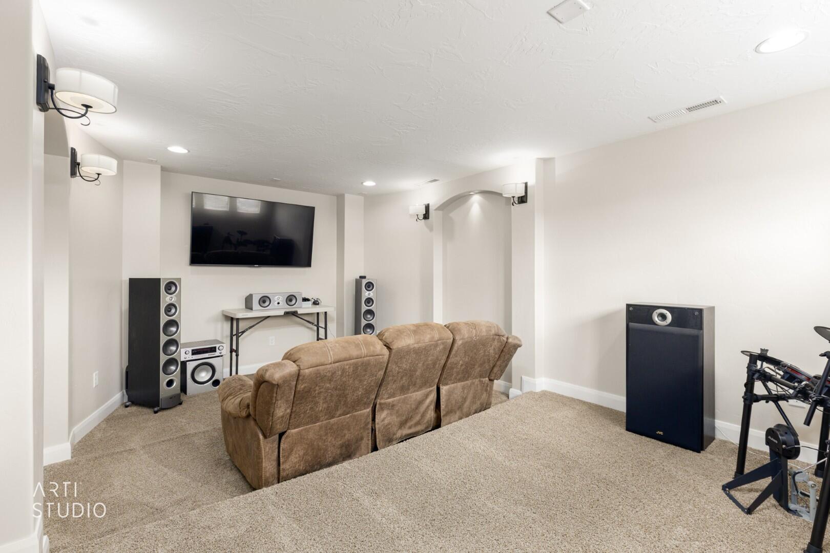 MULBERRY ESTATES - Residential