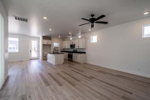 Tiny photo for 628 W JUNIPER HILL DR, Saint George, UT 84790 (MLS # 26-274761)
