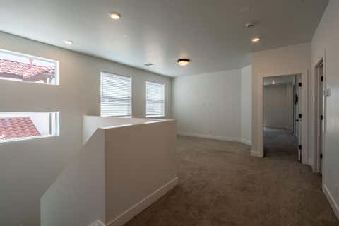 Tiny photo for 628 W JUNIPER HILL DR, Saint George, UT 84790 (MLS # 26-274761)
