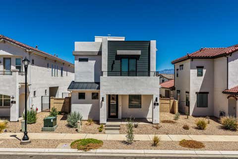 Tiny photo for 628 W JUNIPER HILL DR, Saint George, UT 84790 (MLS # 26-274761)